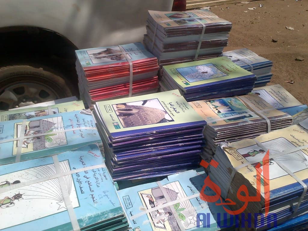 Tchad : près de 700 livres offerts à Moundou pour promouvoir la langue arabe. © Golmen Ali/Alwihda Info