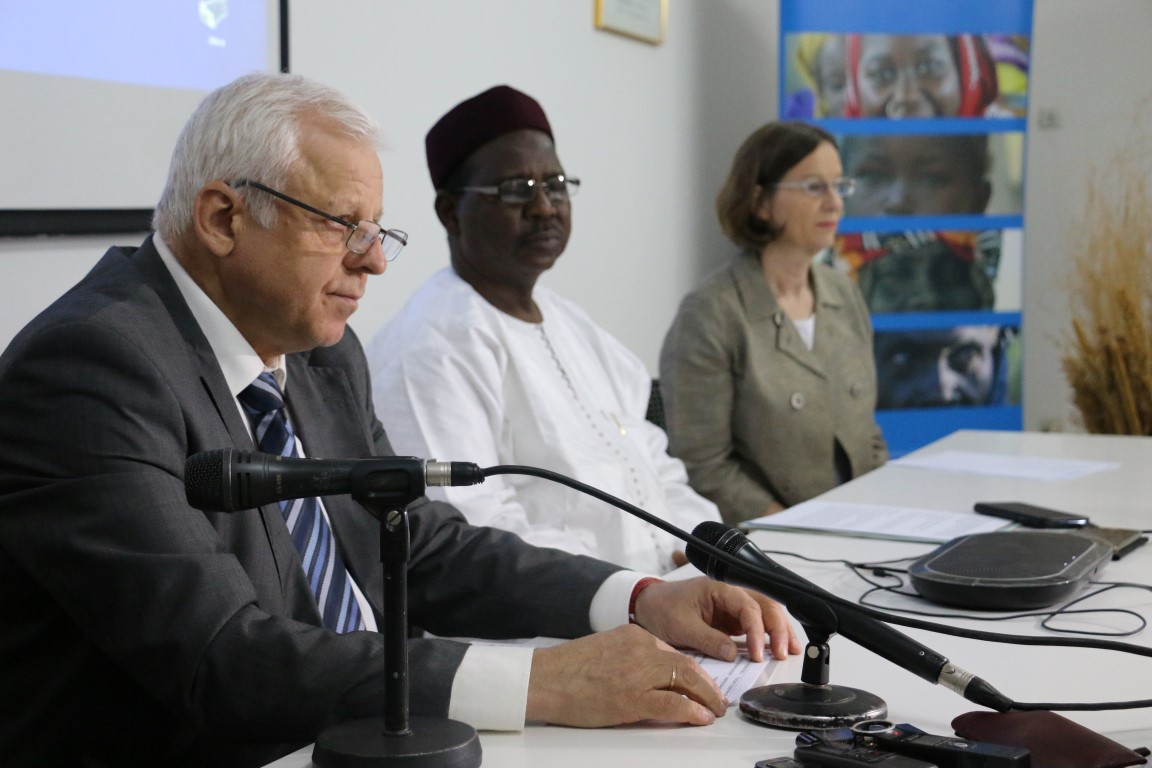 Tchad : la Russie offre une généreuse contribution au PAM pour appuyer une alimentation scolaire durable. © WFP/Maria Gallar