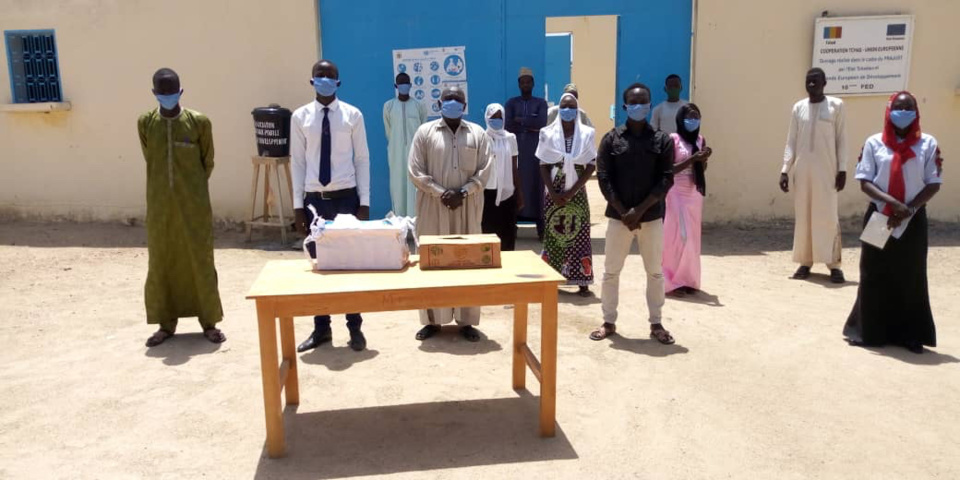 Tchad - Covid-19 : à Mongo, un comité de jeunes au devant de la sensibilisation. © Béchir Badjoury