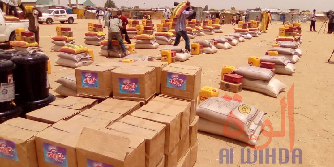 Tchad : L'ONAPE vole au secours de 5000 familles avec des kits alimentaire. © Mahamat Abdramane Ali Kitire/Alwihda Info