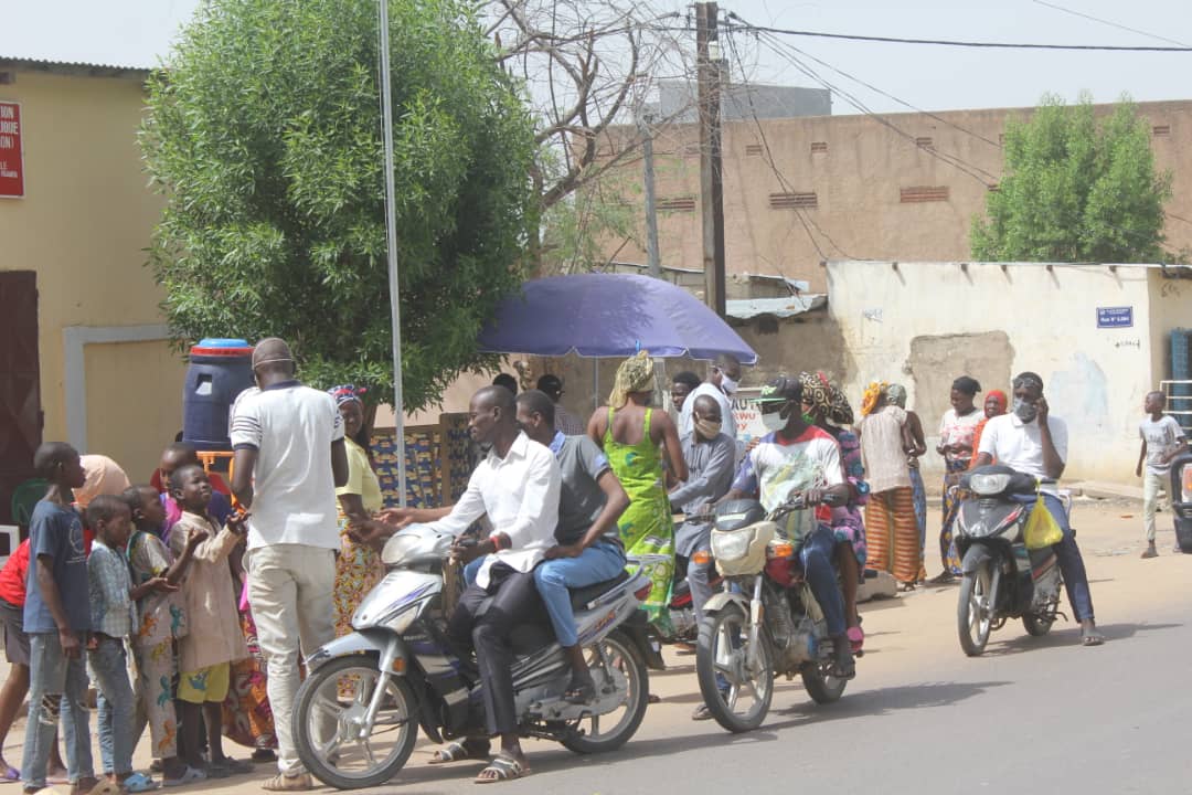 Tchad : à N'Djamena, le CAMOJET se met au service de la lutte contre la Covid-19. © Ben Kadabio/Alwihda Info