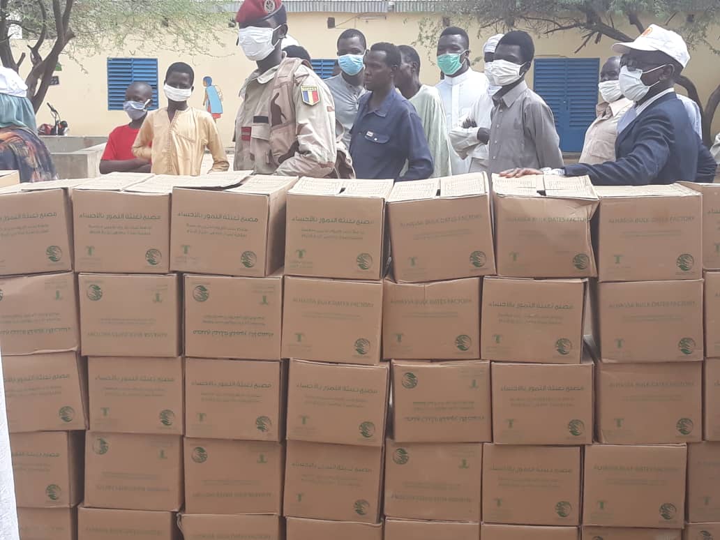 Tchad : 150 cartons de dattes offerts à des démunis à Abéché