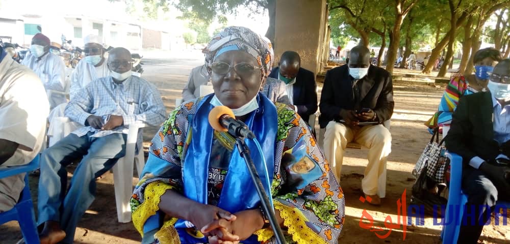 Tchad : la députée Fatimé Tchombi en mission de sensibilisation à Laï. © Éric Guedi/Alwihda Info