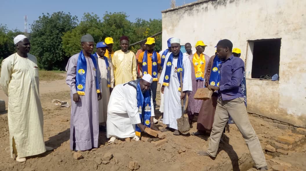 Tchad : pose de la pierre de construction d'un siège départemental du MPS à Koukou Angarana