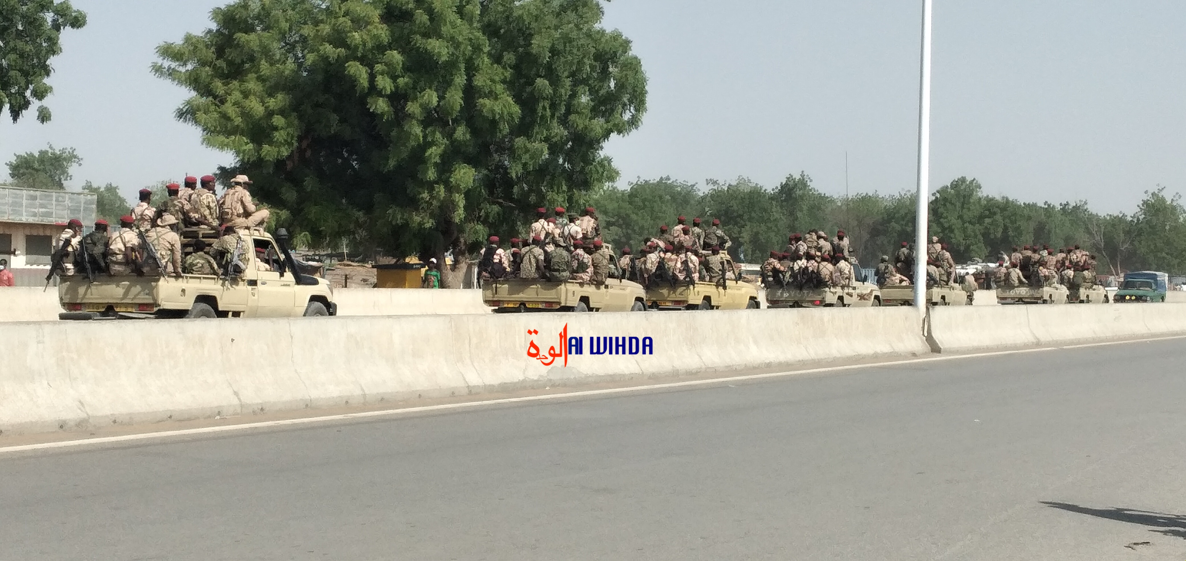 Un convoi de l'armée dans le 5ème arrondissement de N'Djamena, dimanche 28 février 2021. © Alwihda Info