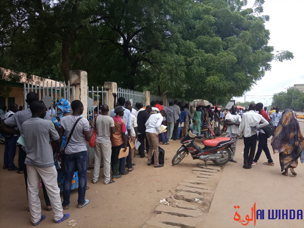 Des diplômés sans emploi se font recenser le 12 août 2021 à N'Djamena. © Tchonchimbo Ouapi Raphaël/Alwihda Info