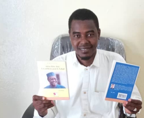 Tchad : Béchir Hassan Oumar dévoile son livre sur la vie du Maréchal