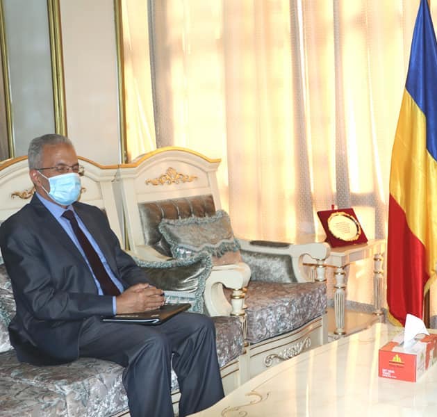 Tchad : l'ambassadeur d'Algérie élevé au grade d'officier de l'Ordre national