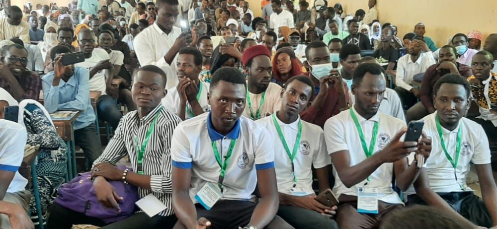 Tchad : l’UNET appelle les étudiants à la discipline dans les bus universitaires