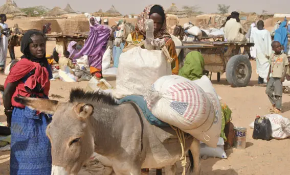 Une distribution des vivres à l'Est du Tchad. Crédit photo : PAM.