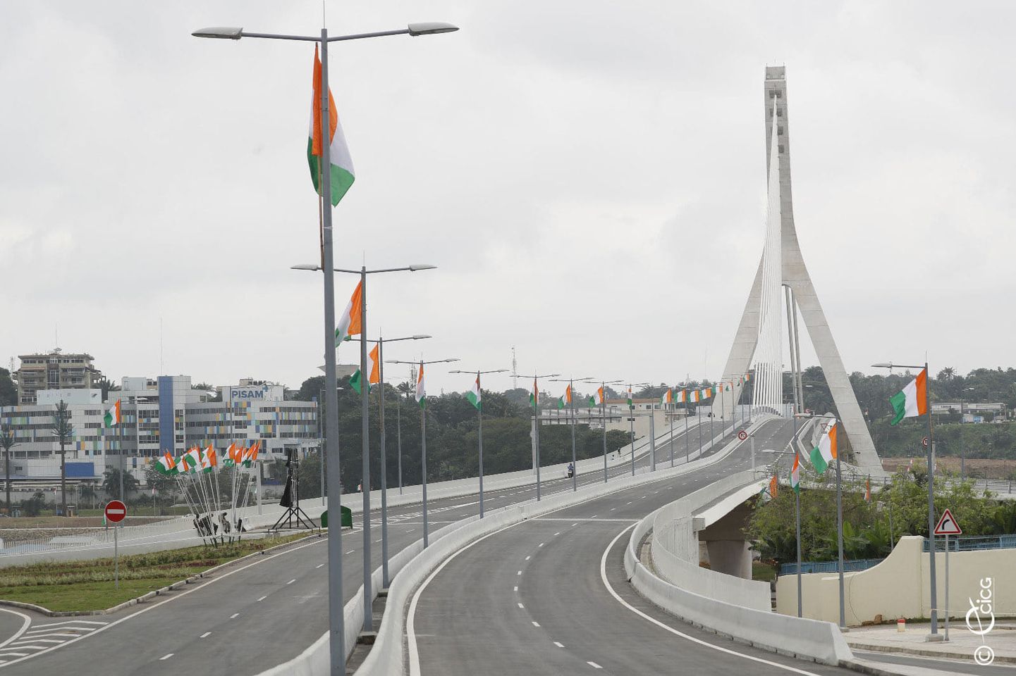 Côte d'Ivoire : ​Le Pont "Alassane Ouattara" inauguré à Cocody