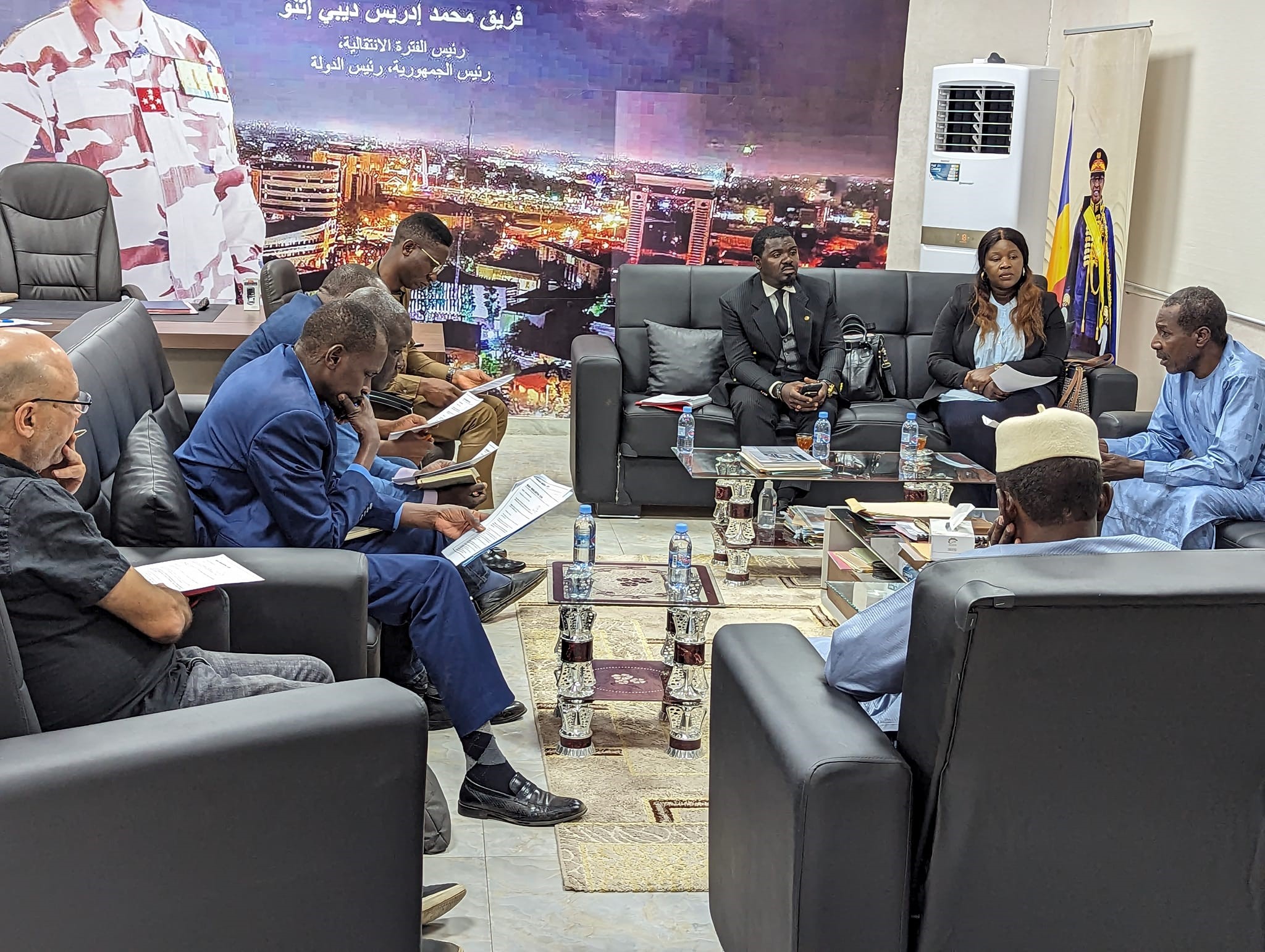 Tchad : Rencontre fructueuse entre l’ambassadrice Kitoko Gata Ngoulou et le Directeur Général de la SNE