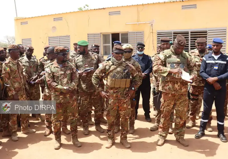 Mali : l’armée annonce la localisation d’un groupe terroriste au nord-est de Nouhoum-Peulh