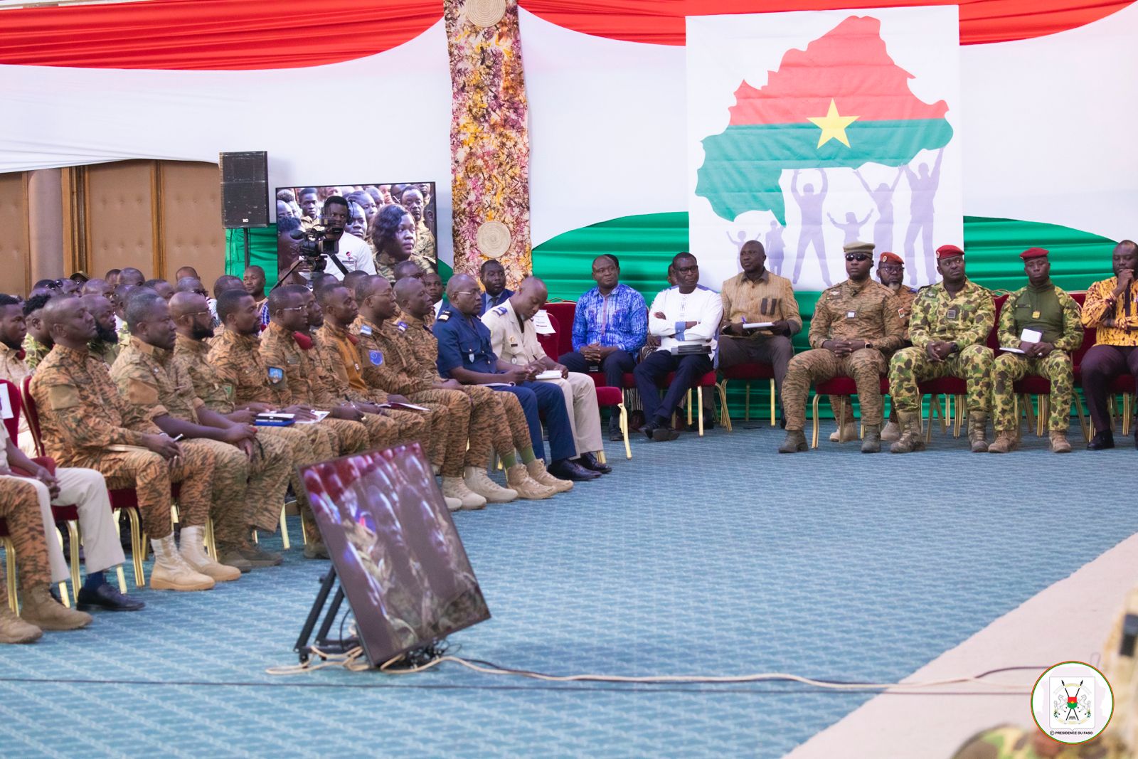 Burkina : le président salue l’engagement des volontaires dans la lutte contre le terrorisme