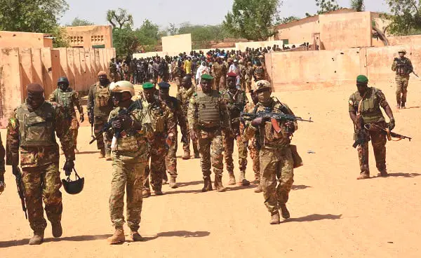 Mali : des matériels détruits ou récupérés au cours d’une opération contre des terroristes