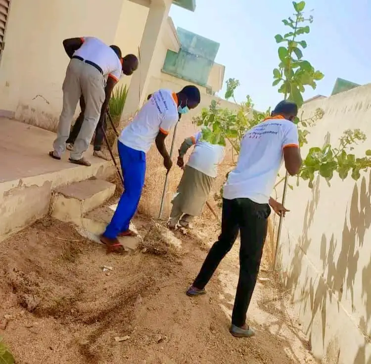 Tchad : L'Association des Jeunes Leaders pour le Développement (AJLD) mène une opération de salubrité à Bitkine
