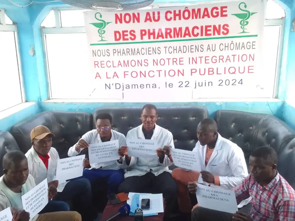 Tchad : des pharmaciens au chômage réclament leur intégration à la fonction publique