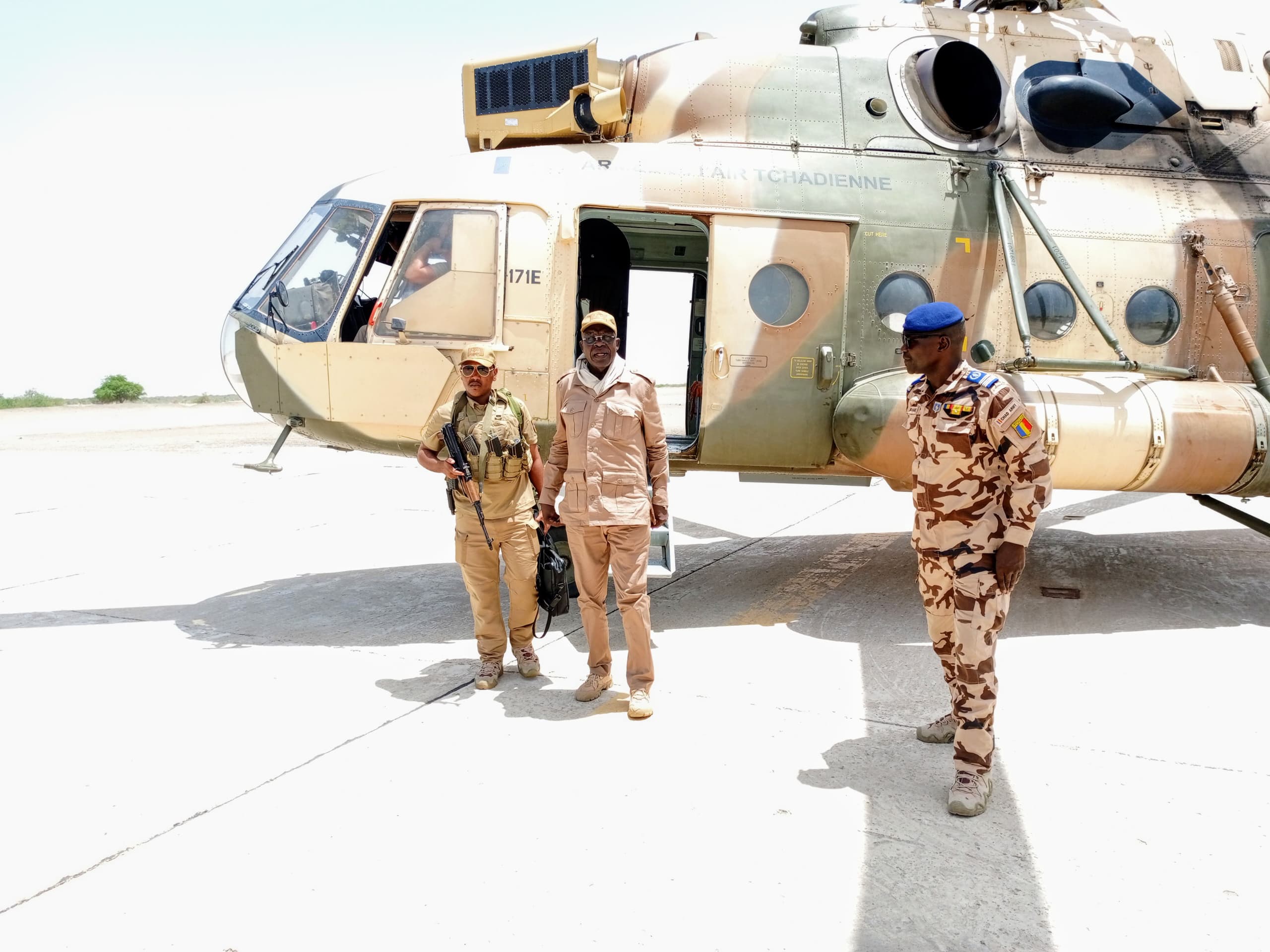 Tchad : au Lac, le ministre des Armées rassure les troupes et les populations locales