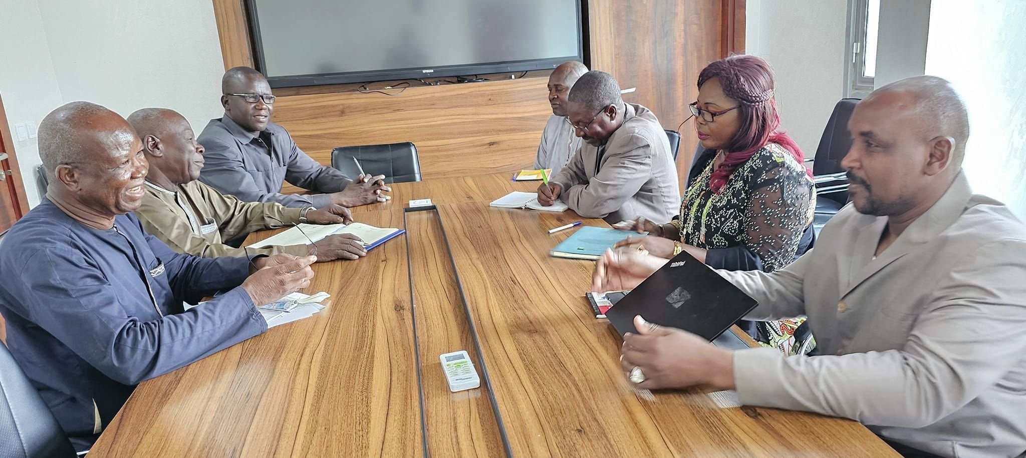 Tchad : Le ministre de l'Education nationale et de la Promotion civique rencontre le coordinateur du projet ALAPAJ pour booster l'autonomisation des filles et des femmes