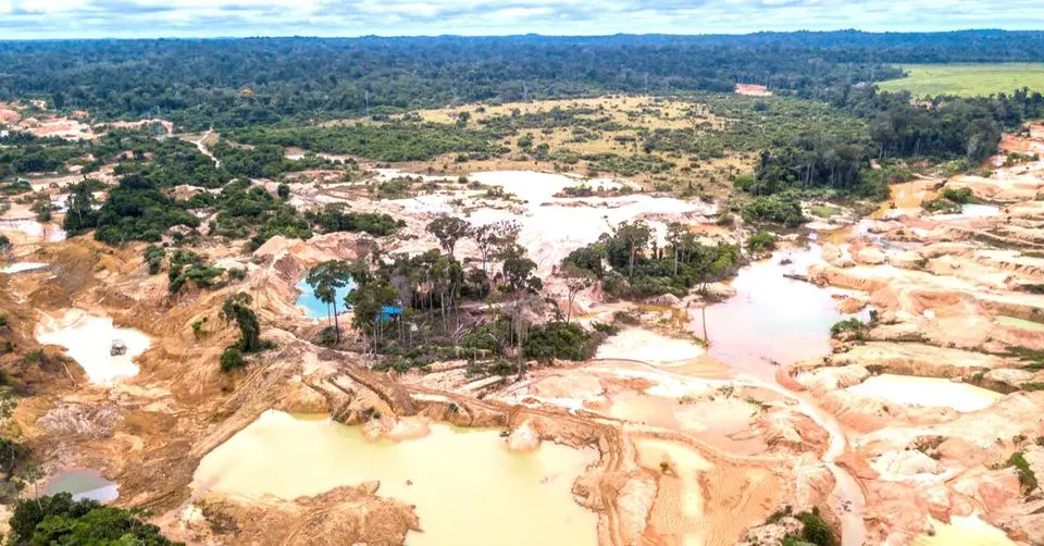 Côte d'Ivoire : Le gouvernement met en place une stratégie globale pour lutter contre l'orpaillage illégal