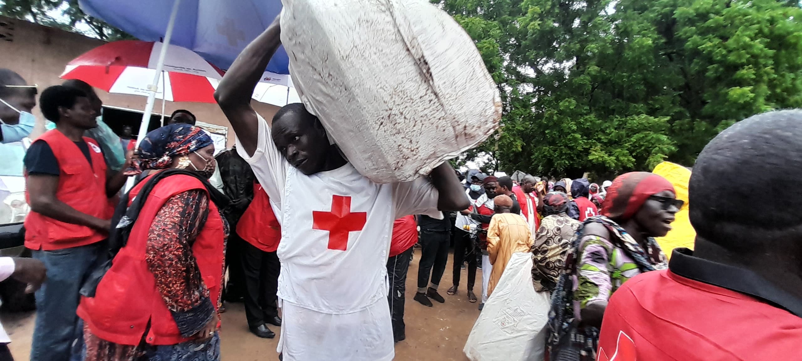 Tchad : La Croix-Rouge apporte une assistance humanitaire aux victimes des inondations à Kournari