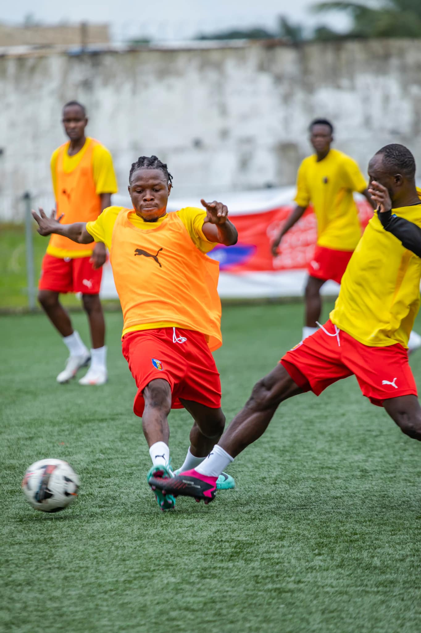 Football : la première séance d'entraînements des Sao à Monravia