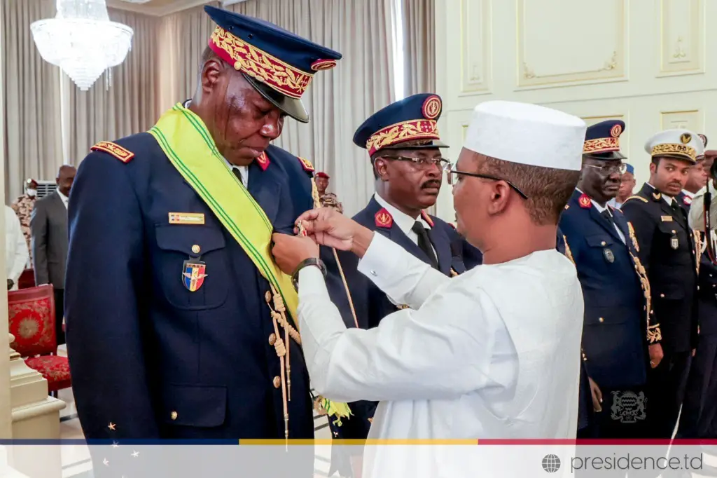 Tchad : le chef de l’Etat honore les membres de l’Ex-Conseil Militaire de Transition