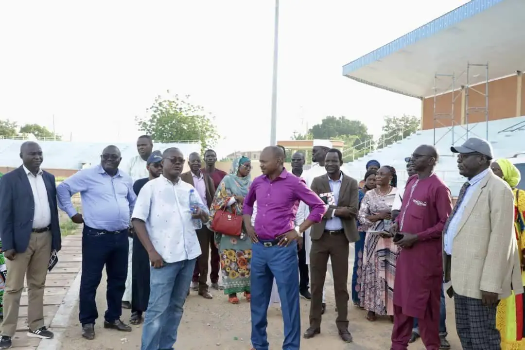 Tchad : le ministre des Sports visite le stade Idriss Mahamat Ouya