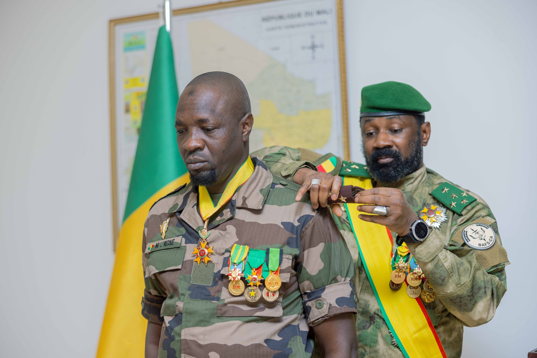 Mali : le chef des services de renseignement promu général de corps d’armée