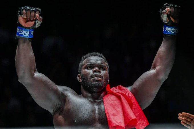 MMA : Reug Reug couronné champion du monde, le Président Faye salue son exploit