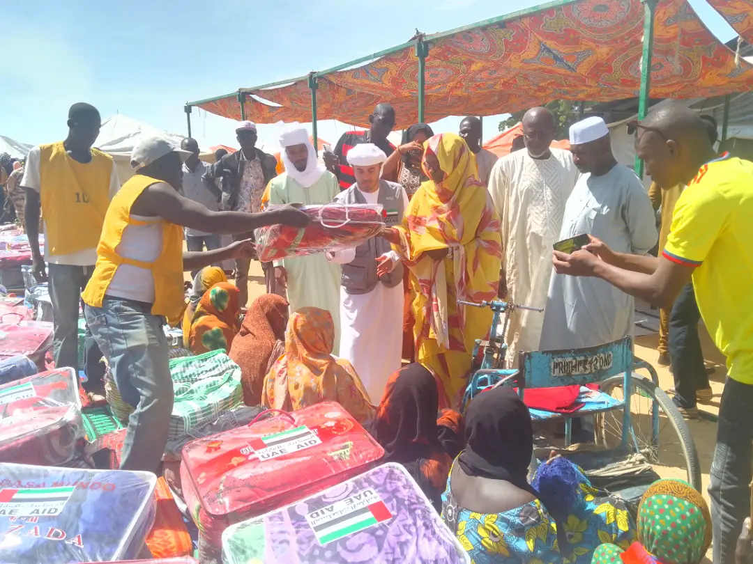 N’Djamena : distribution de kits aux sinistrés grâce au soutien des Émirats Arabes Unis