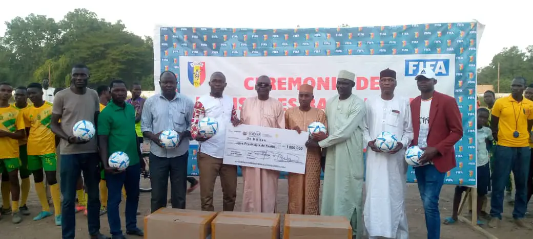 Tchad : La FTFA offre un million de francs CFA et 600 ballons aux clubs du Moyen-Chari