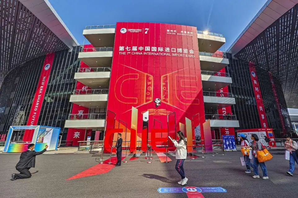 Photo shows the National Exhibition and Convention Center (Shanghai), the venue for the 7th China International Import Expo. (Photo by Wang Chu/People's Daily Online)