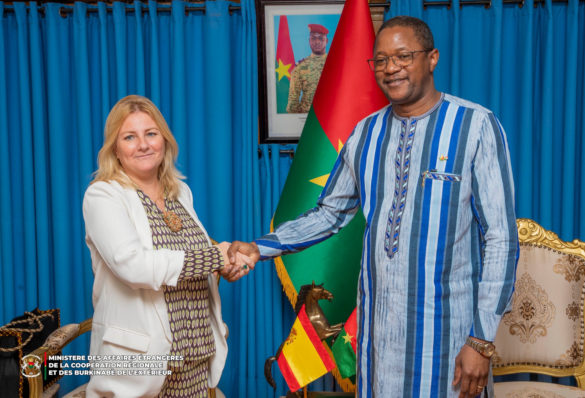 Burkina :  l’Espagne présente sa nouvelle stratégie pour l’Afrique au chef de la diplomatie