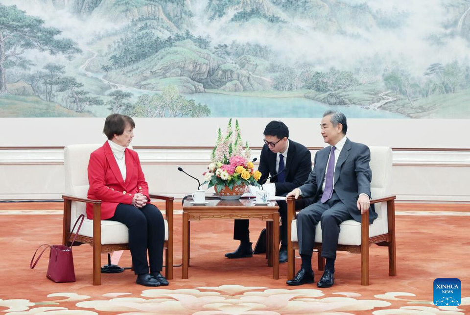 Chinese Foreign Minister Wang Yi, also a member of the Political Bureau of the Communist Party of China Central Committee, meets with a delegation led by Susan Elliott, president and chief executive officer of the National Committee on American Foreign Policy (NCAFP) in Beijing, capital of China, Dec. 3, 2024. (Xinhua/Yao Dawei)