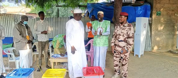 Élections au Tchad : Vote du Ministre des Armées