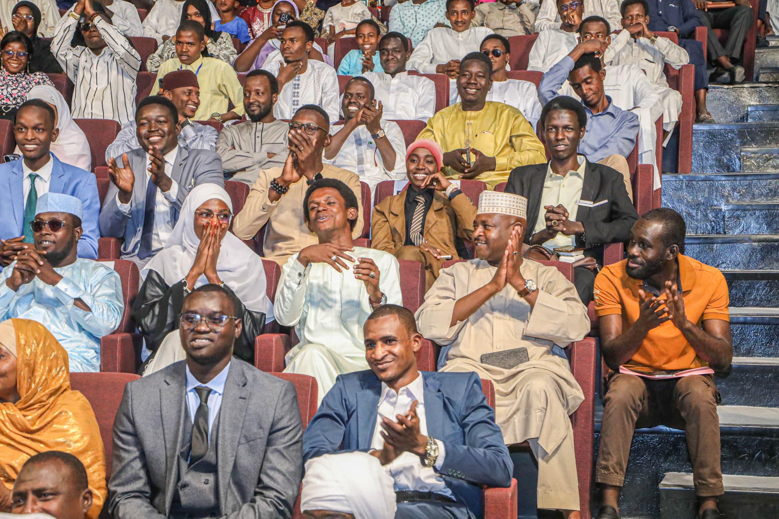 Tchad : Une soirée de rire "Au revoir 2024" organisée à l'Onama