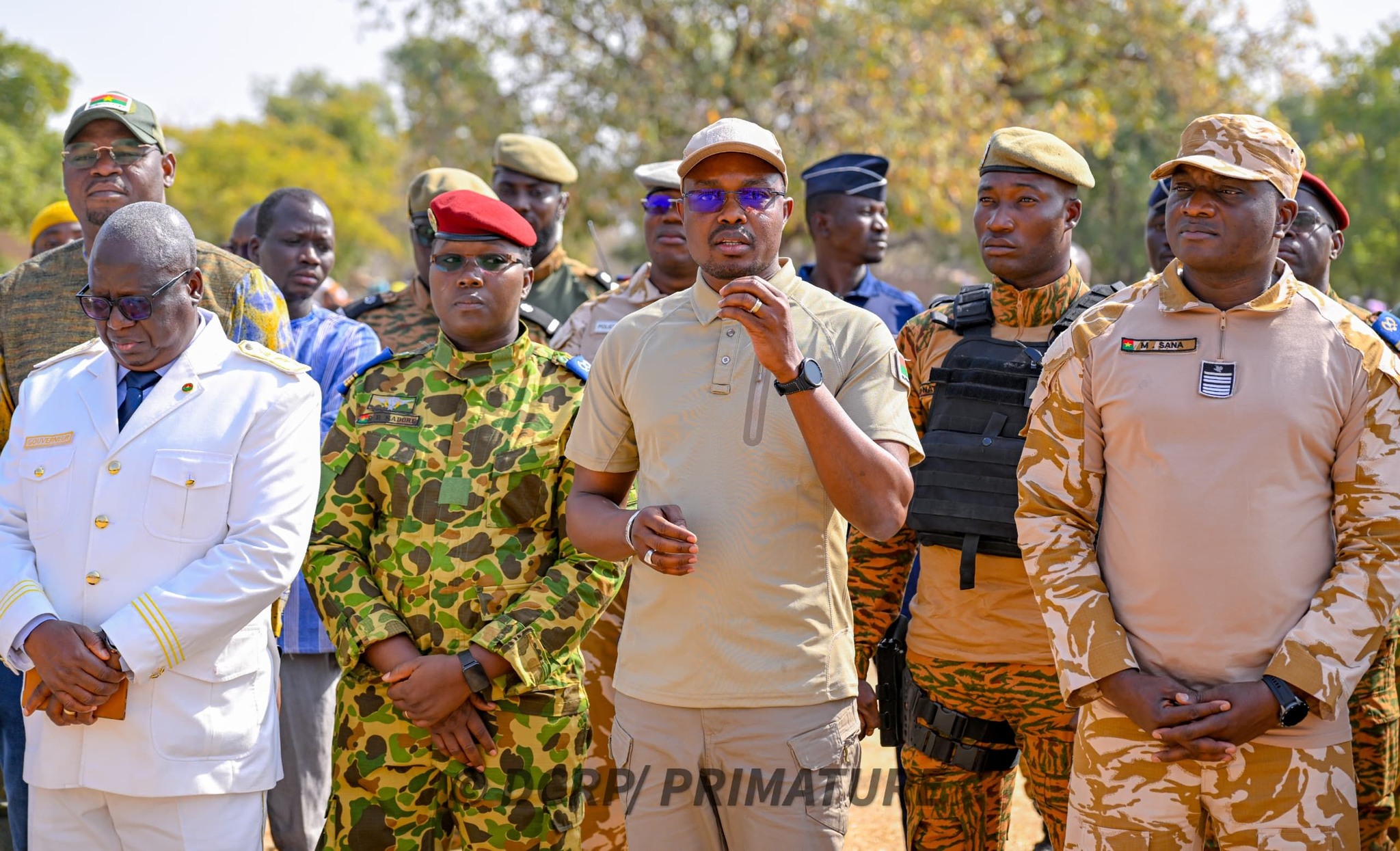 Burkina : le Premier ministre encourage les forces combattantes dans le Centre-Ouest