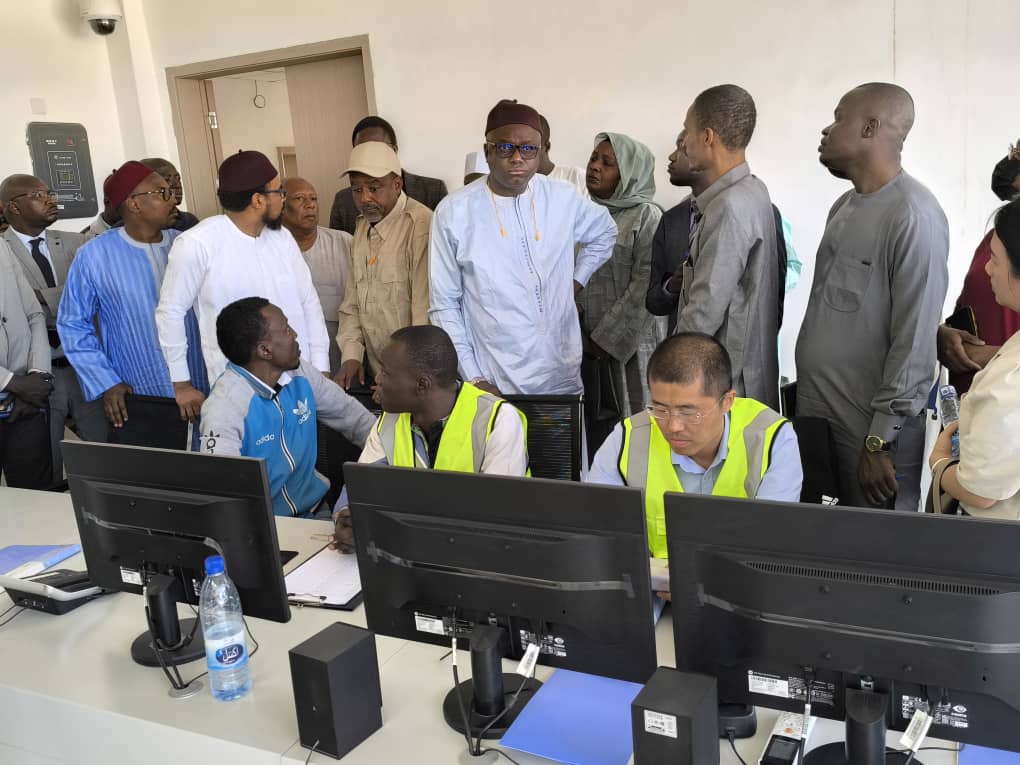 Tchad : le ministre de l'Eau et de l'Énergie visite plusieurs centrales électriques de N’Djamena