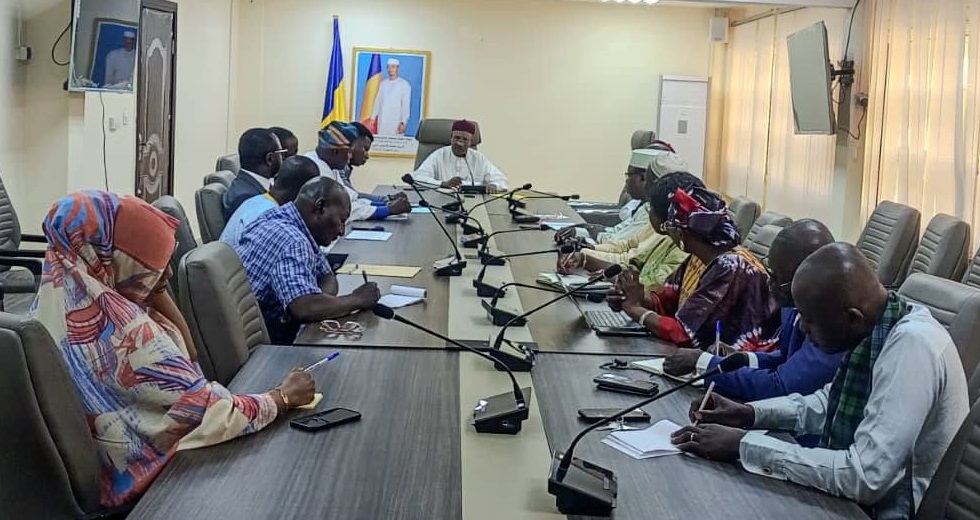 Tchad : le ministre de la Santé rencontre les lauréats tchadiens formés en imagerie médicale au Benin