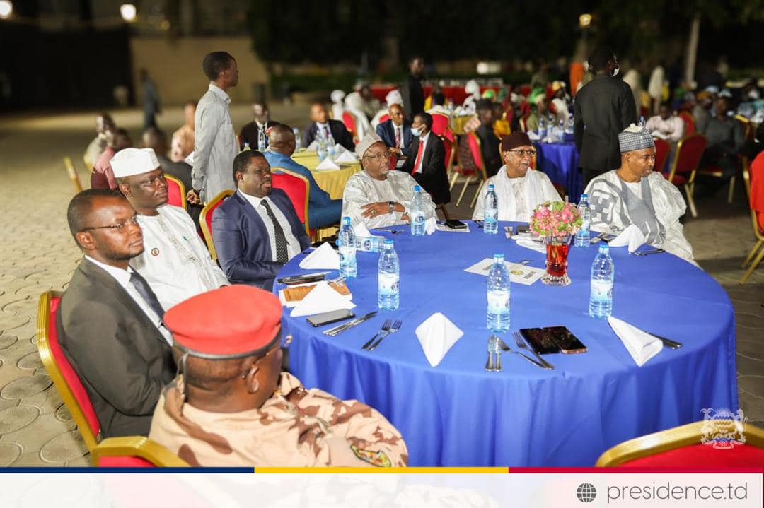 Tchad : le président d’honneur du MPS offre un banquet de victoire au cadres du parti