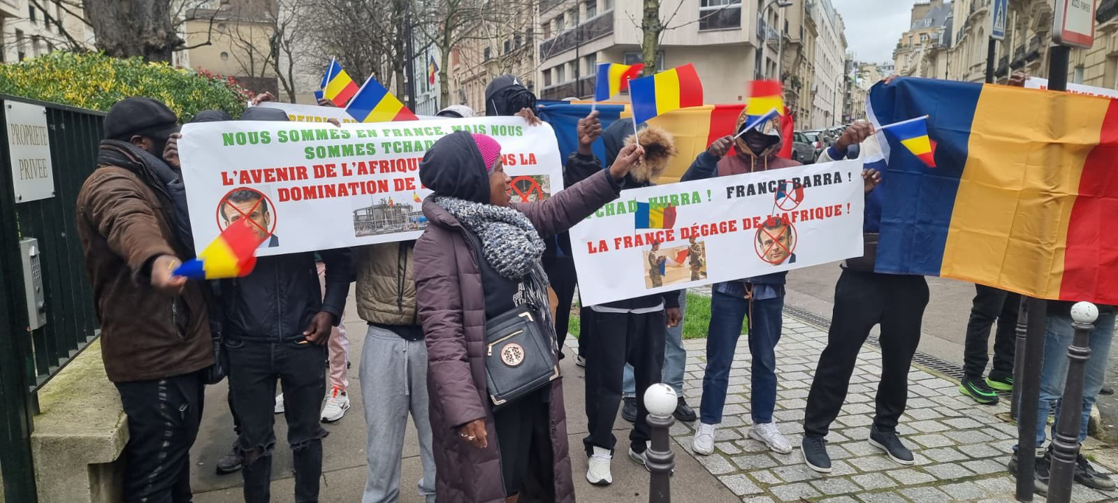 Manifestation à Paris : La diaspora africaine réclame le départ des forces françaises du Tchad