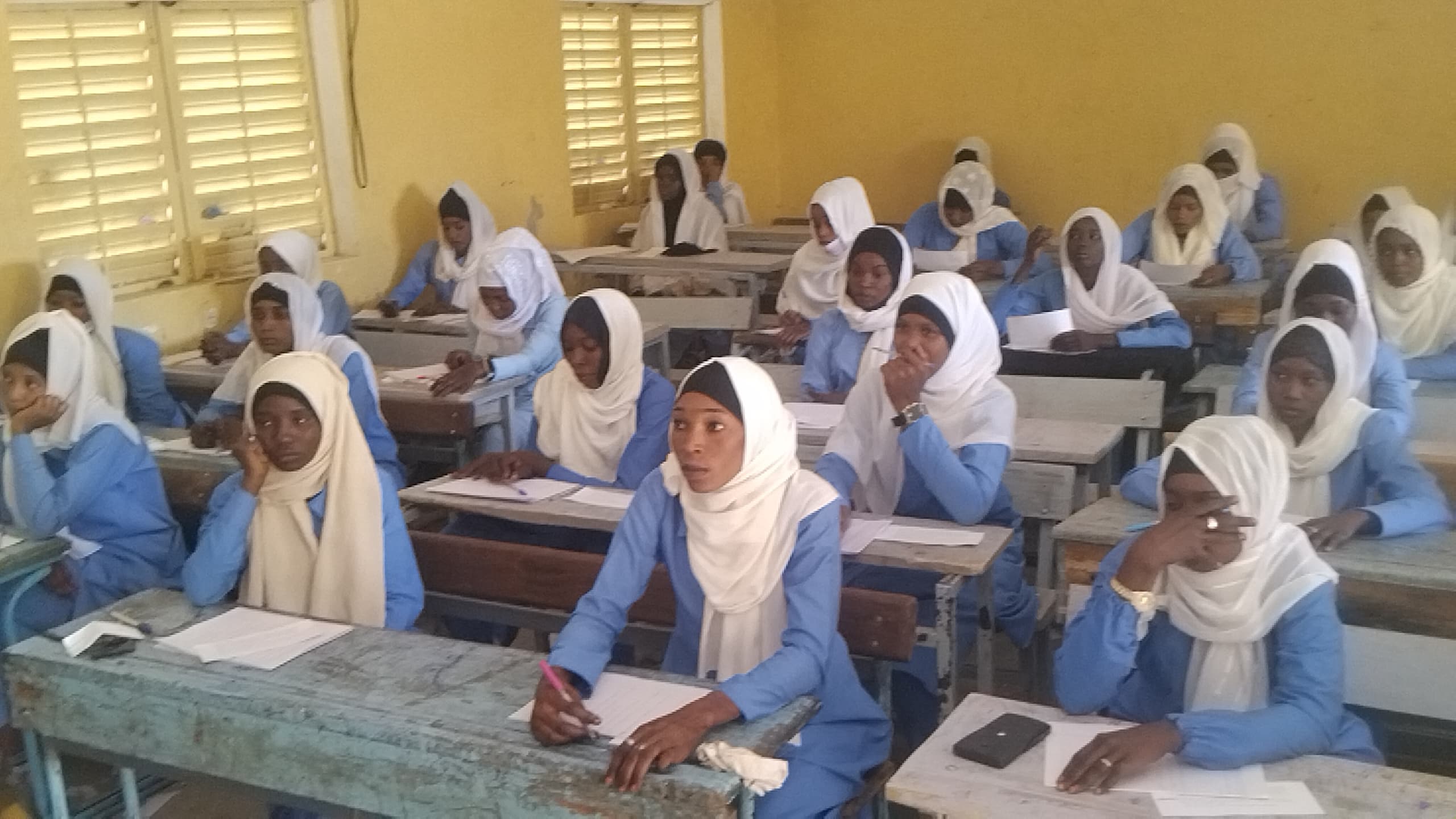 Tchad : à Abéché, les élèves du lycée Boustan composent le Bac blanc