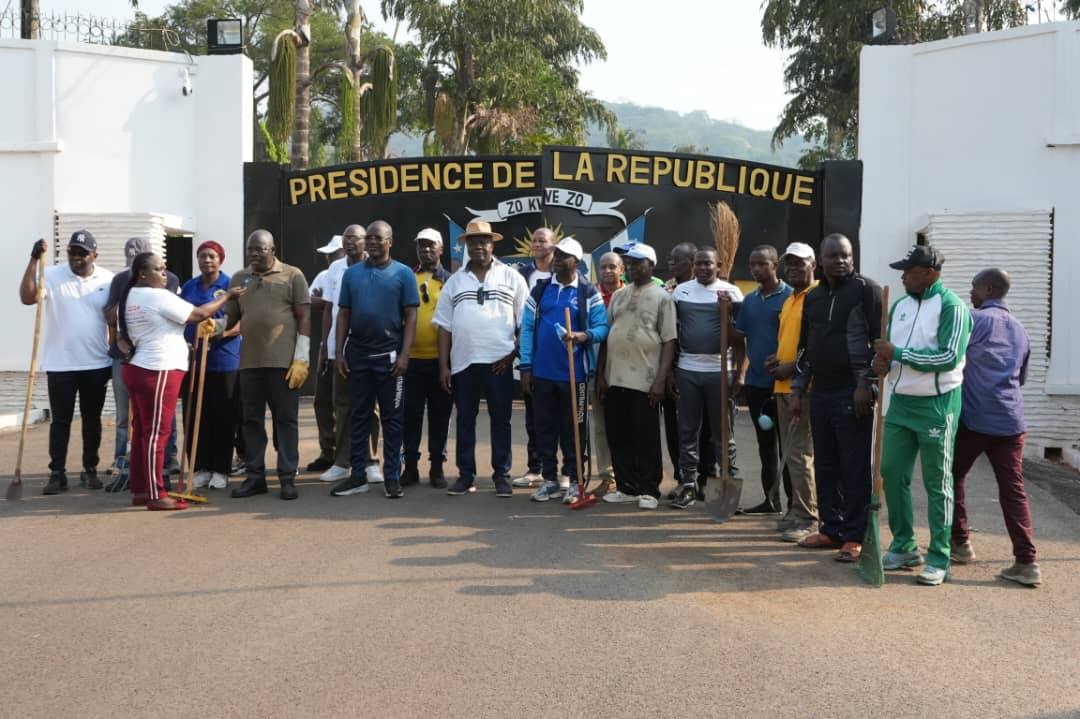 RCA - Bangui : Le Palais de la Renaissance brille de propreté grâce à l'initiative "Kwa Ti Kodro"