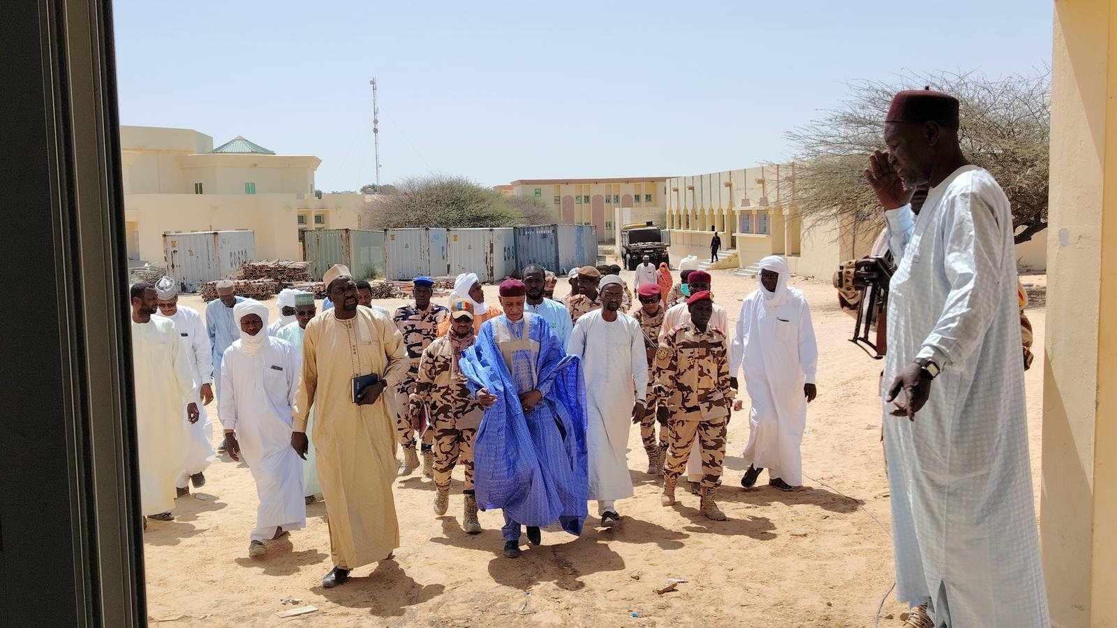 Tchad : le gouverneur du Kanem visite des écoles et l'Institut National Supérieur de Pétrole de Mao