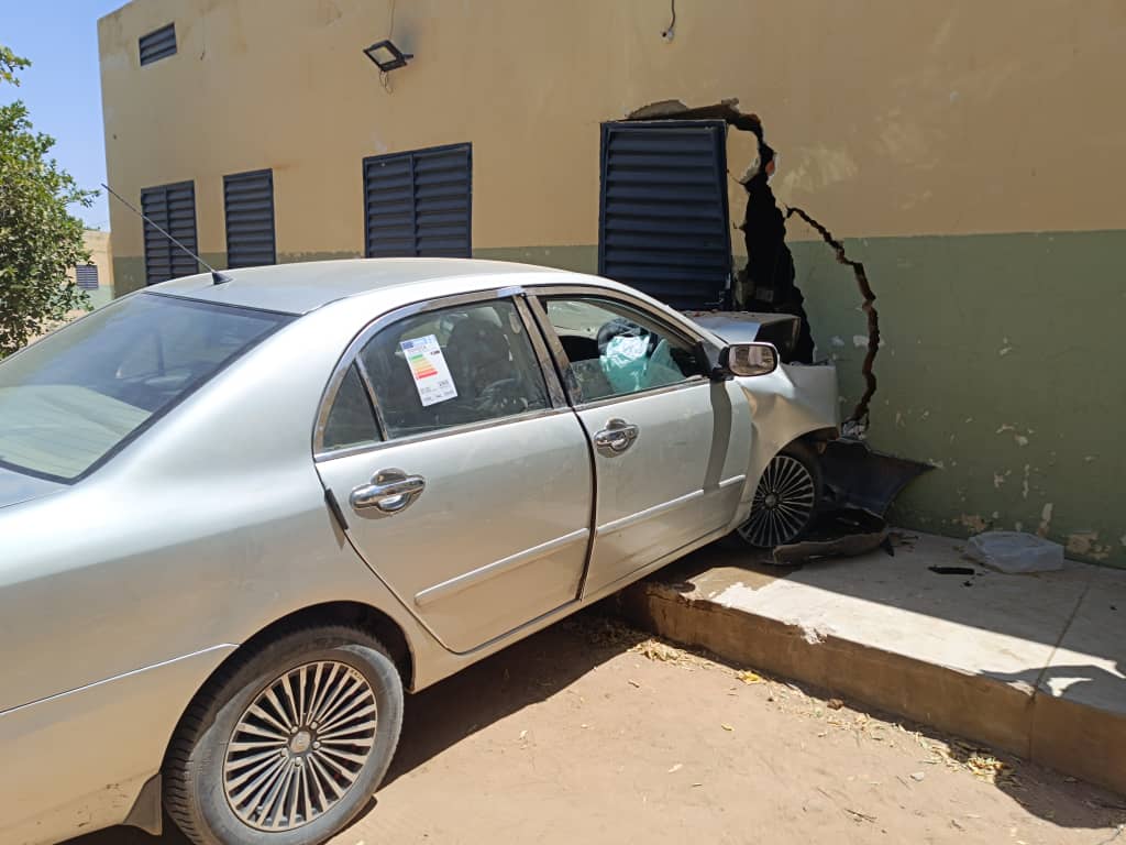 Tchad - Ati : Un véhicule hors de contrôle percute le mur de l'hôpital provincial