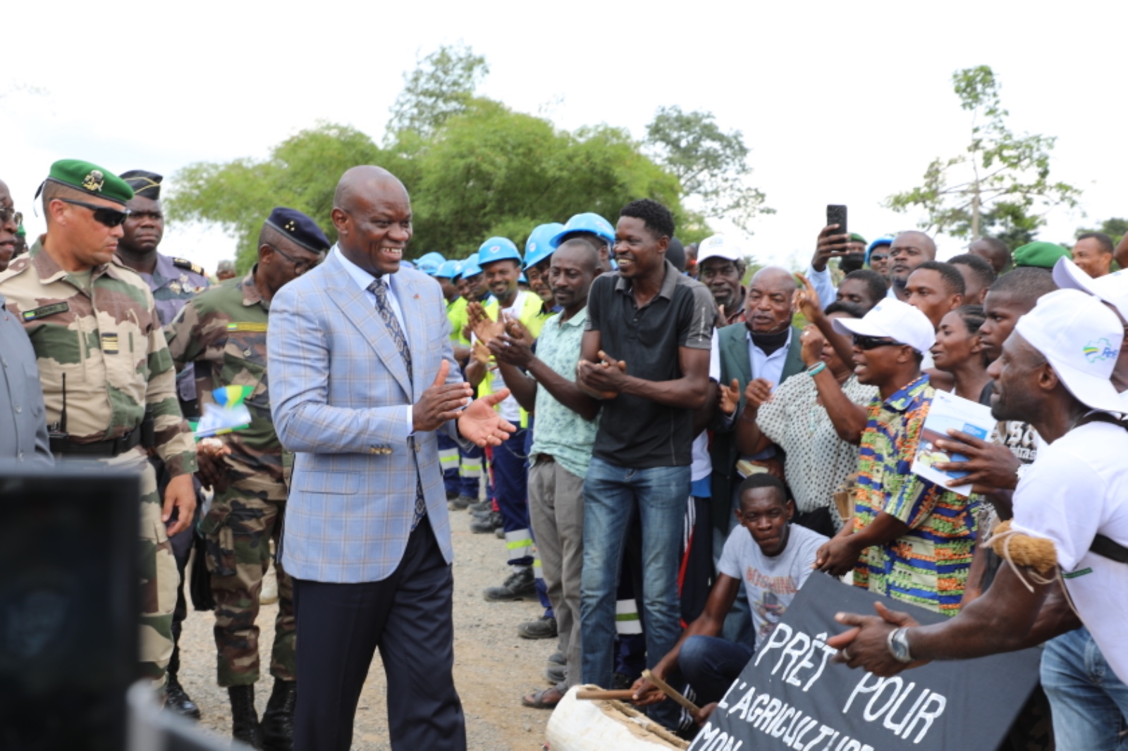 Gabon : le chef de l’Etat lance les travaux du nouveau pont sur la Banga