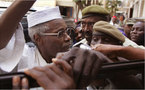 Justice : Hissène Habré contre-attaque