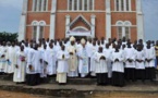 Cameroun/Diocèse d’Ebolowa : soutien du clergé à Mgr Philippe Alain Mbarga