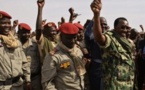 Tchad : Idriss Déby enfile l'uniforme de guerre